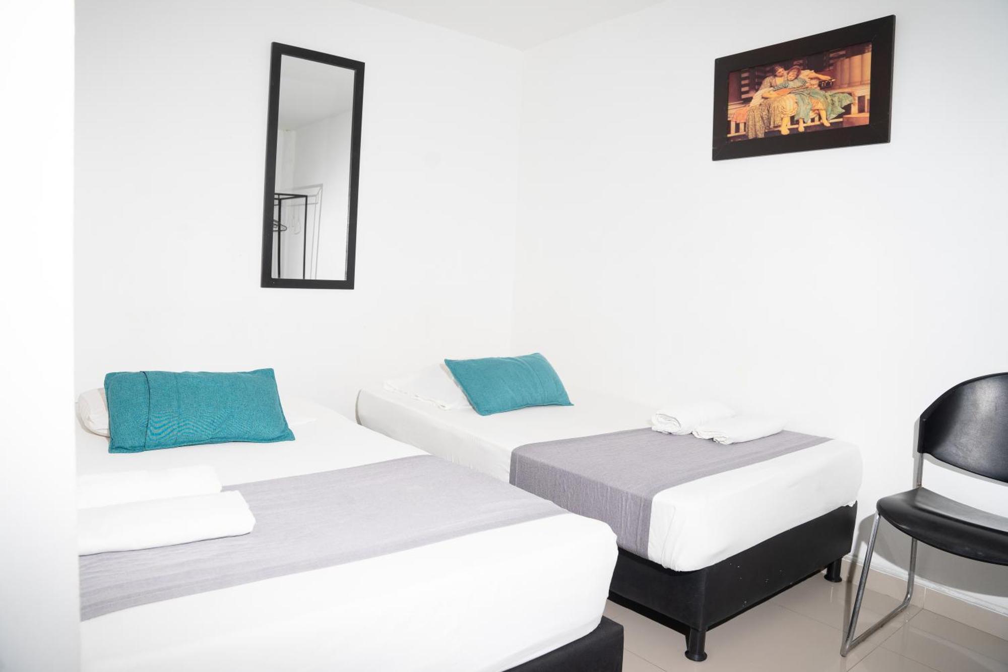 Hotel Laureles De Aburra メデジン エクステリア 写真