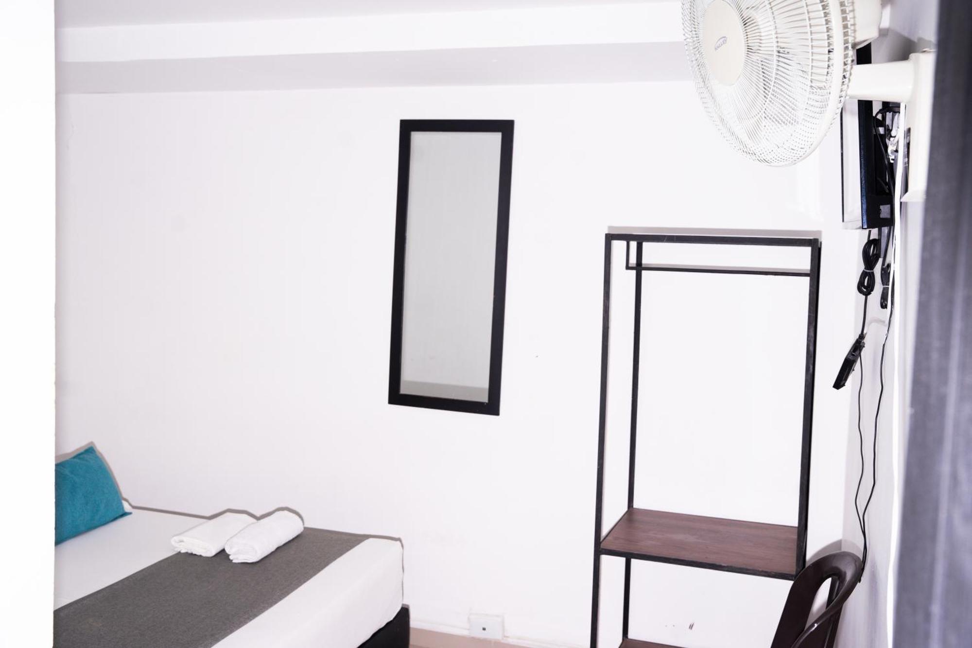 Hotel Laureles De Aburra メデジン エクステリア 写真